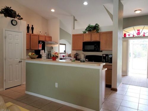 507 Aspen Ave, Lehigh Acres FL 33974-9613 exterior