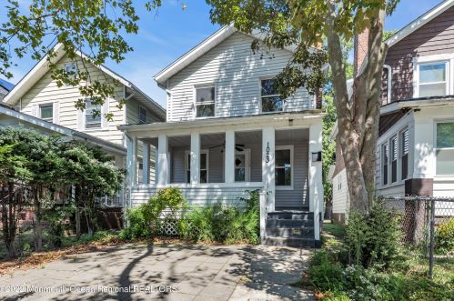 1023 3rd Ave, Tinton Falls, NJ 07712-5805