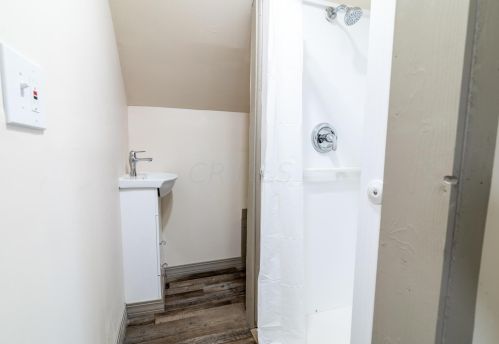 1339 Willard St, Washington Ch OH  43160-2373 exterior