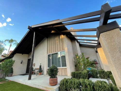 28119 Deep Creek Dr, Santa Clarita, CA 91387-3104