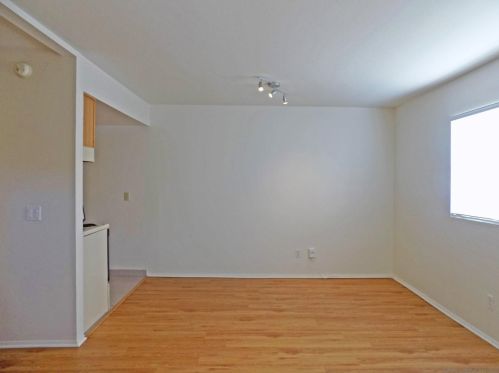 1522 Meade Ave, San Diego CA 92116-4626 exterior