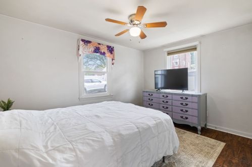 236 Maryland Dr, Glenshaw PA  15116-1724 exterior