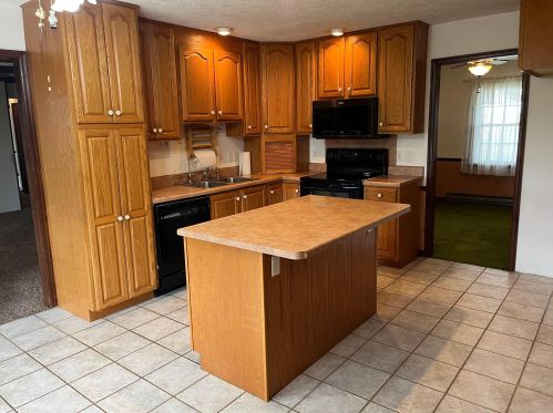 457 Kenton Galion Rd, Marion OH  43302-9742 exterior