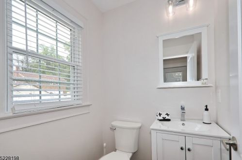 210 Mountainview Ave, Scotch Plains NJ  07076-1418 exterior