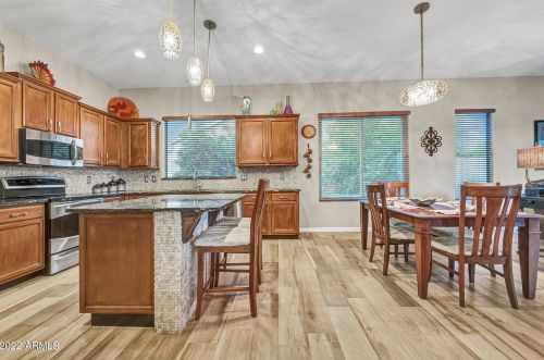 5215 Thunder Hawk Rd, Cave Creek AZ  85331-5593 exterior