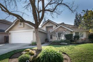 1155 Woodhaven Ln, Fresno, CA 93720-1414