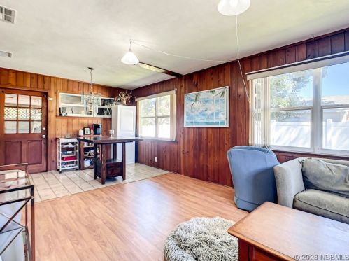 719 Flamingo Dr, Daytona Beach FL  32117-3331 exterior