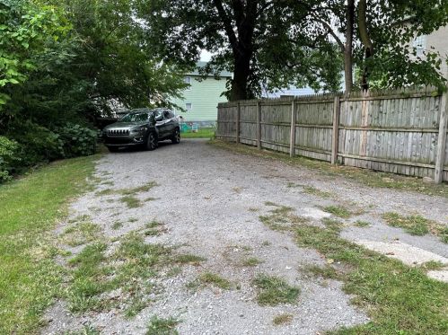 329 Long Ave, New Castle PA  16101-4843 exterior