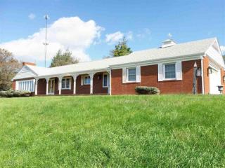 24 Lilly Dr, Fishersville, VA 22939-2702