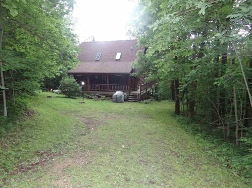20651 Deer Island View Rd, Lynxville, WI 54626-6100