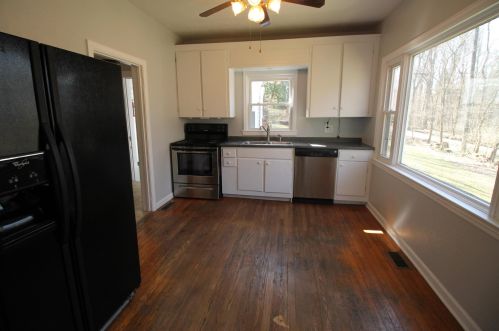 1100 New Gambier Rd, Mount Vernon OH  43050-3841 exterior