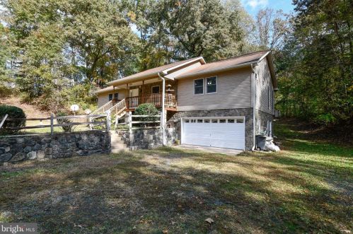 9135 James Madison Pkwy, Owens VA  22485-4905 exterior