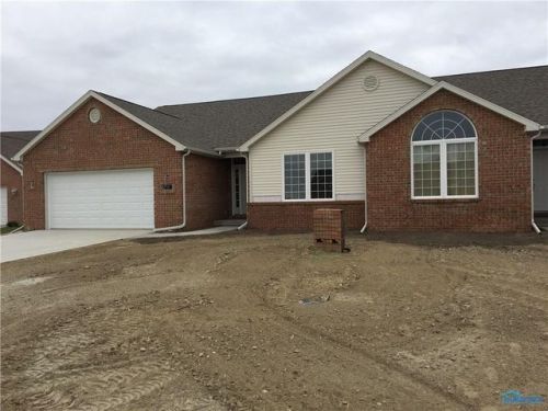 16 Crabtree Ct, Swanton, OH 43558-8009