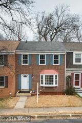 5270 Lonsdale Dr, Springfield VA  22151-1713 exterior