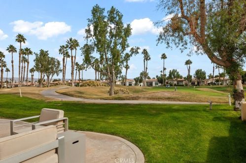 55154 Laurel Vly, La Quinta CA  92253-5639 exterior