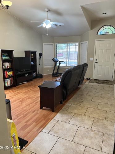 263 Moorea Dr, Gilbert, AZ 85296-2143