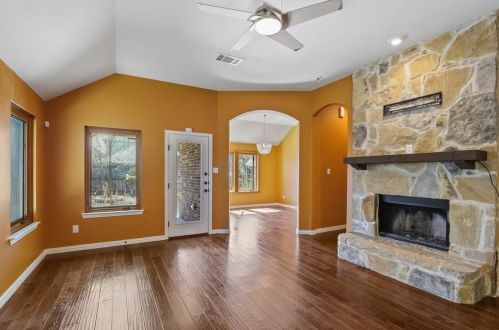 11708 Beach St, Frisco TX  75036-6435 exterior