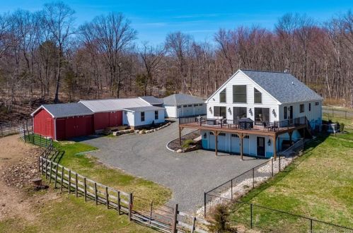 223 Chamberlain Hill Rd, Higganum, CT 06441-4066