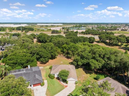 7009 Parliament Pl, Lakeland, FL 33809-6833