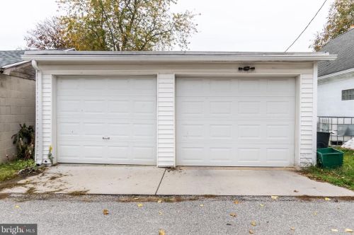 350 Maple Ave, Hanover PA  17331-5124 exterior