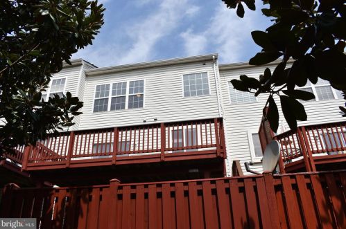 13615 Red Squirrel Way, Herndon, VA 20171-4499