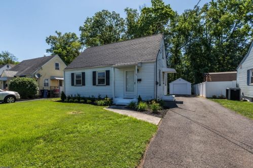 71 James Ave, Clark NJ  07066-1212 exterior
