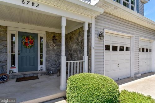 6782 Tiddle Way, Lorton VA  22079-1334 exterior