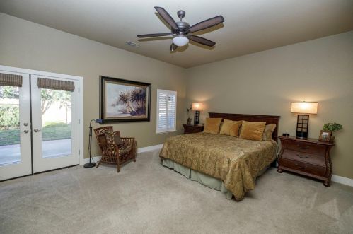 1955 Tuolumne Rd, Turlock CA  95382-8912 exterior