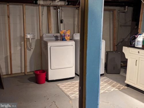 349 Governors Ave, Dover DE  19904-3005 exterior