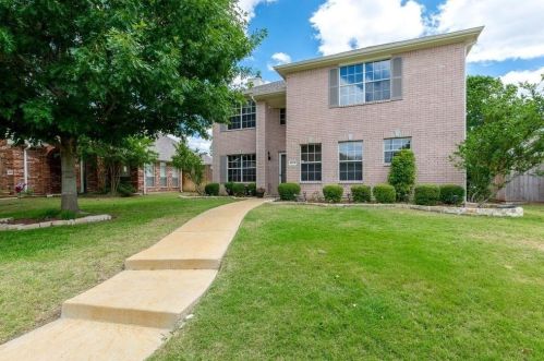 4612 Knoll Hollow Trl, Plano TX  75024-5517 exterior