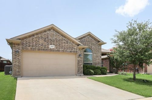 1628 Placitas Trl, Fort Worth, TX 76131-1547