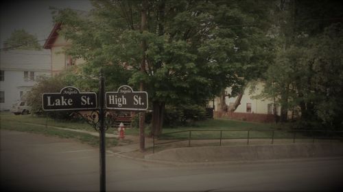 28 Lake St, Angola NY  14006-1229 exterior