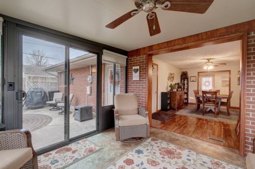 212 Edgefield Blvd, Marion OH 43302-5801 exterior