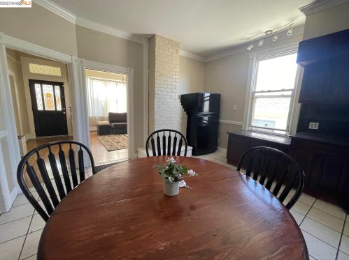 840 58th St, Oakland CA  94608-1404 exterior