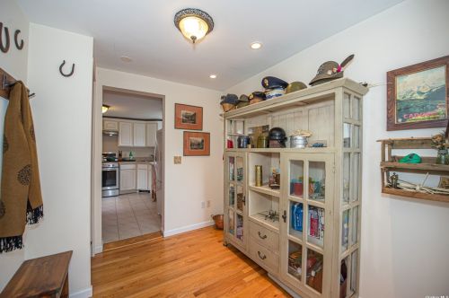 20 Washington Pl, Northport NY  11768-2936 exterior