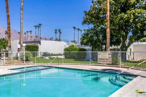 1840 Sandcliff Rd, Palm Springs CA  92264-4844 exterior