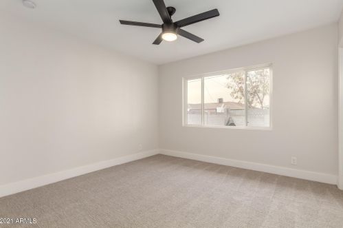 8334 Oak St, Scottsdale AZ  85257-2852 exterior