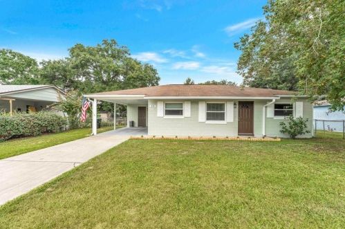 238 Thompson Rd, Apopka, FL 32703-4511