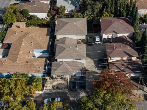 1503 Sierra St, Redwood City CA  94061-2712 exterior