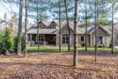 14 Braeswick Cir, Crossville, TN 38558-2899