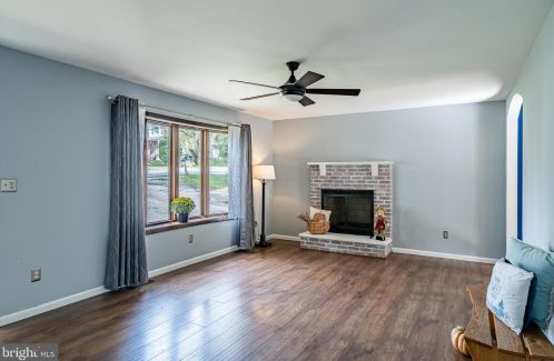 1950 Bergdoll Ave, Boothwyn PA exterior