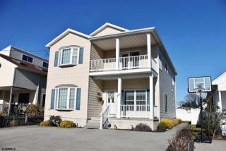 239 10th St, Brigantine City, NJ 08203-2315