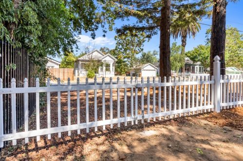 9644 Kent St, Elk Grove CA  95624-2436 exterior