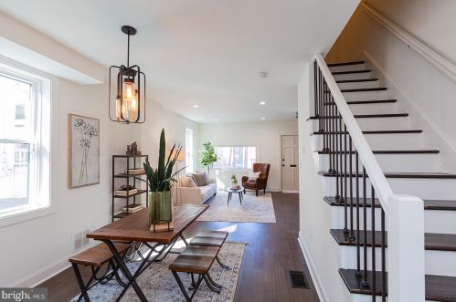 24 New St, Lancaster PA  17602-2047 exterior