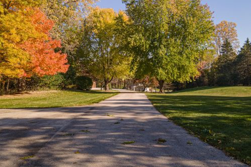1433 Whitewater Dr, Manitowoc WI  54220-9433 exterior