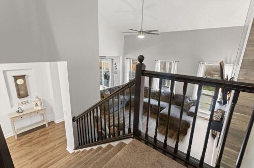 2831 Crosshurst Ct, Darbydale OH  43123-8087 exterior