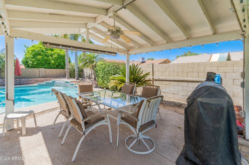 4746 Evans Dr, Glendale AZ  85306-4431 exterior