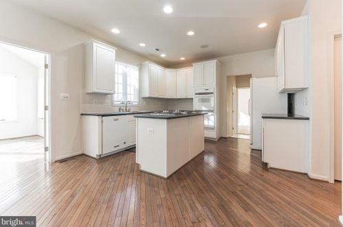 316 Centennial Dr, Blue Bell PA  19422-3219 exterior