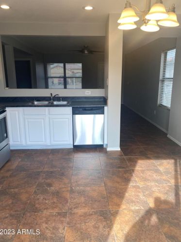 15583 Port Au Prince Ln, Sun City, AZ 85379-6282