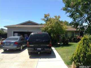4531 Burgundy Dr, Oakley, CA 94561-1802